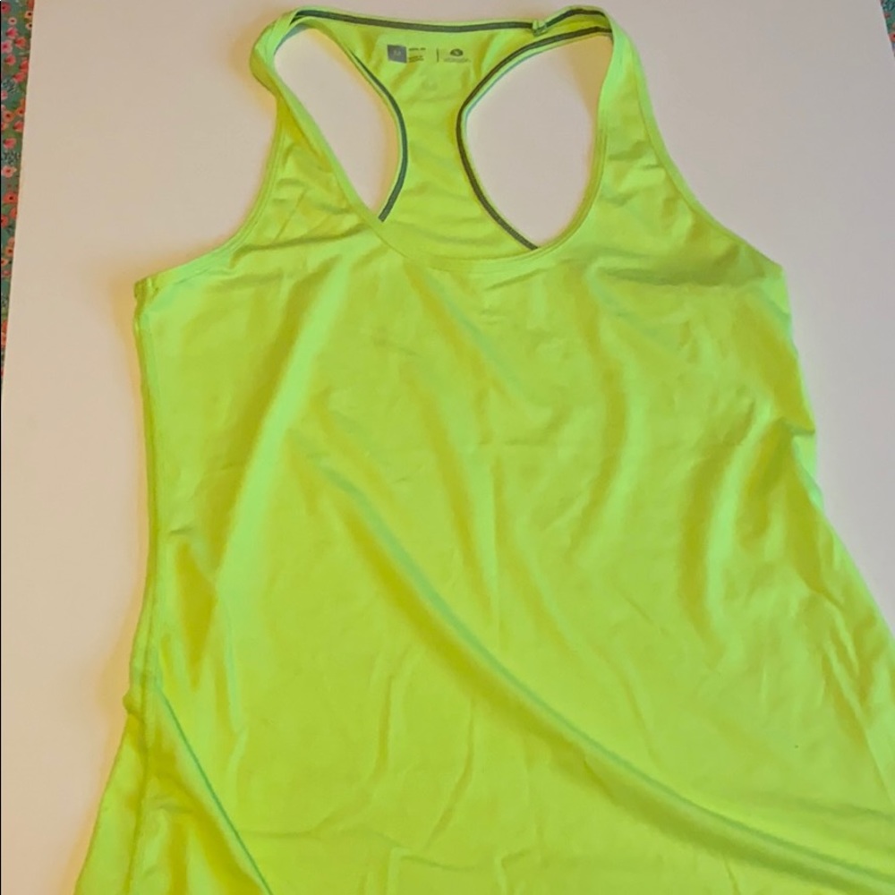 🌼 Athletic tank top